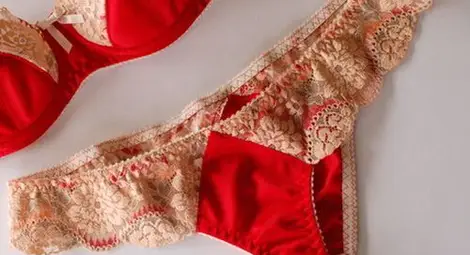 Секретарка от &bdquo;Позитано&rdquo; 20 крала червени прашки и червило