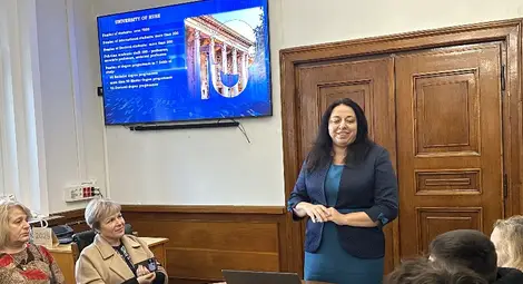 50 ученици и 5 учители от Молдова пристигнаха за езиково обучение в Русенския университет