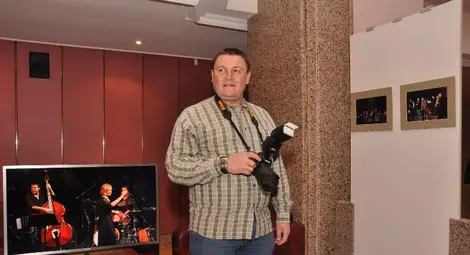 Как Батe Петьо пое по пътя към небето припомня в снимки Красимир Стоянов Как Батe Петьо пое по пътя към небето припомня в снимки Красимир Стоянов