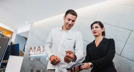 Здравейте, искам да платя с часовник!