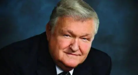 Милиардер раздаде 80 милиона долара на служителите си