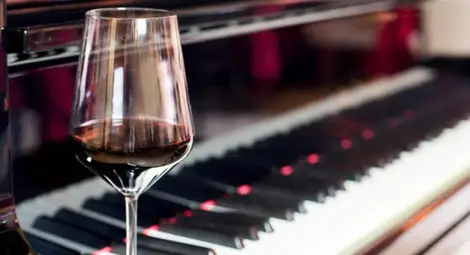 Дегустирането на вино ангажира мозъка повече от решаването на математическа задача?