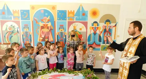 В &bdquo;Слънце&ldquo; сътвориха най-голямата икона на св.св.Кирил и Методий