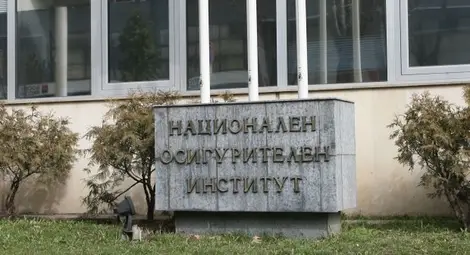 На 28 декември изплащат последните за 2016 г. обезщетения поради болест и майчинство