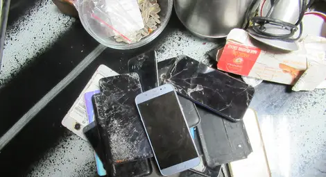 Трима телефонни измамници от Ветово задържани за удари за 54 000 лева /галерия/