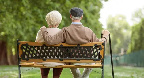 Сърцата на възрастните двойки бият в синхрон