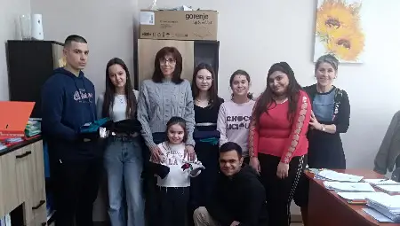 Семейство превърна март в празник на добротата и щастието за над 240 деца чрез клуб &bdquo;Емпатия&ldquo;