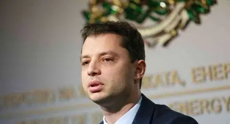 Добрев: Новите цени на тока ще са факт от 1 март