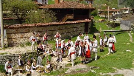 Над 300 русенски самодейци заминават за Копривщица