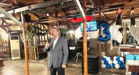 СДС Русе отбеляза 34-ия си рожден ден със специална торта /галерия/ СДС Русе отбеляза 34-ия си рожден ден със специална торта /галерия/