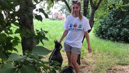 Българската природа освободена от 220 торби боклук за два дни