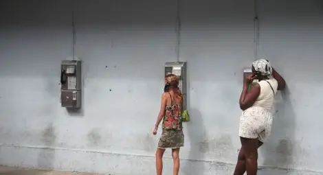 Пряката телефонна връзка САЩ-Куба е възстановена Пряката телефонна връзка САЩ-Куба е възстановена