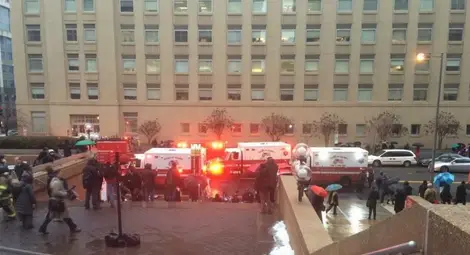 Една жертва и десетки в болница след инцидент в метрото във Вашингтон