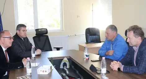 Областната администрация в Русе изрази категорично несъгласие с предложението за разписание на БДЖ, влизащо в сила от 15 декември Областната администрация в Русе изрази категорично несъгласие с предложението за разписание на БДЖ, влизащо в сила от 15 декември