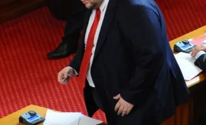 Три структури издигнаха Делян Пеевски за евродепутат