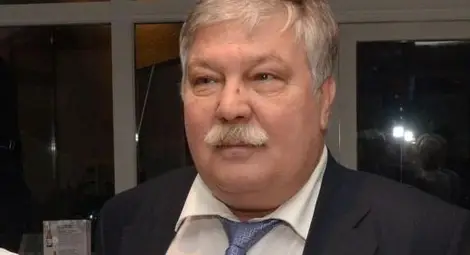 Пенсионираха шефа на ВМА Стоян Тонев