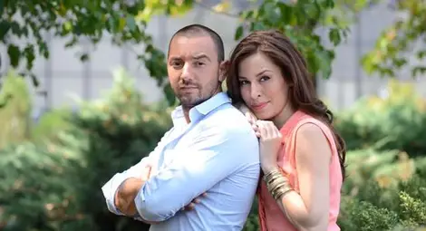 Яна Грудева и Антон Хекимян &ndash; водещи на най-горещото приключенско риалити &bdquo;Африка: Звездите сигурно са полудели!&rdquo;