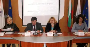 42 работни места в пет общини по програма „От помощи към заетост“