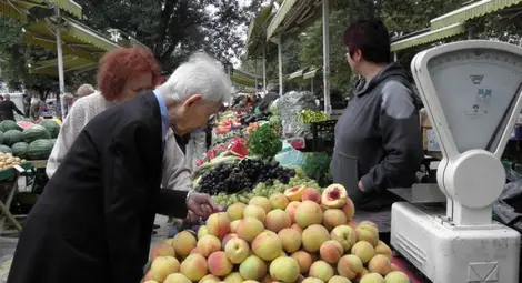 Проверяват дали търговците ни удрят в кантара по празниците