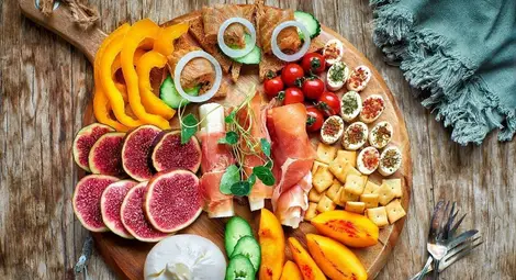 Вечерята на яките мацки. И как отговарят мъжете