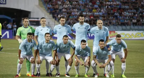 Този отбор, вече и с нови попълнения, стигна после и до мачове в евротурнирите срещу &bdquo;Иртиш&ldquo;. 							Снимка: Архив