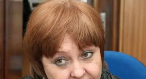 Проф. Байкова: Не докосвайте с нож и вилица сурово месо