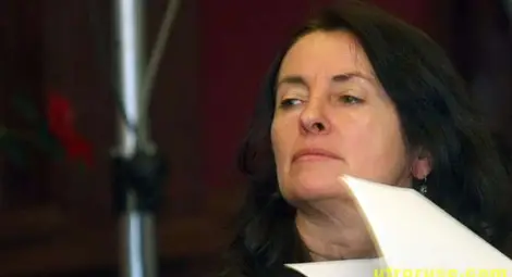 Орешарски внася кандидатурата на Даниела Бобева за вицепремиер 