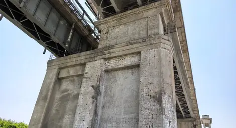 Над 550 стоманобетонни панела са изработени до момента за основния ремонт на Дунав мост при Русе