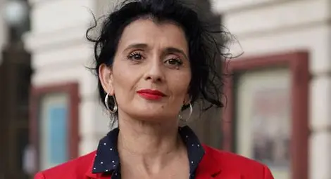 Стелияна Димитрова-Хернани