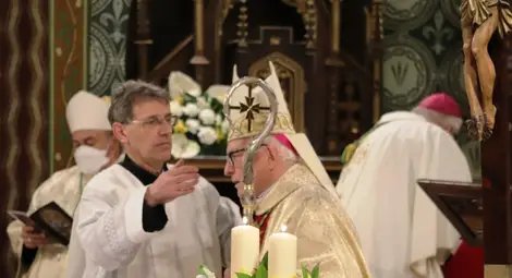 Католиците имат нов духовен пастир - монс. Страхил Каваленов официално оглави Никополска епархия /галерия/