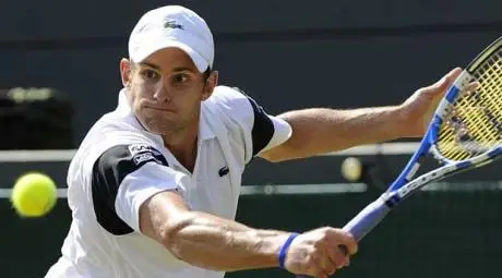 Родик се завърна на корта триумфално