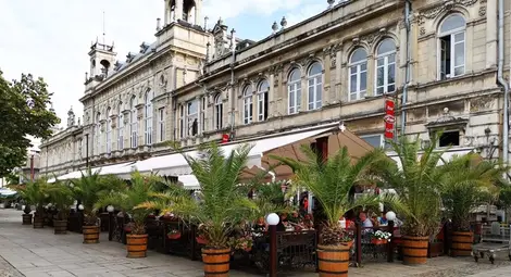 Гласуваха нови условия за бъдещите  наематели на &bdquo;Хепи&ldquo; и &bdquo;Арт кафе&ldquo;