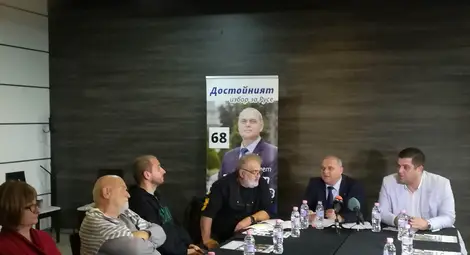 Искрен Веселинов се срещна с дейци на културата в Русе - силни фестивали и значими събития ще определят културния облик на града