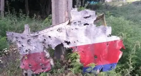Откриха следи от шрапнели по боинга Откриха следи от шрапнели по боинга