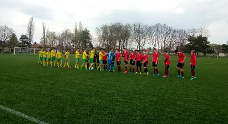 В русенския &bdquo;Локомотив&ldquo; изпищяха от... русенски съдия