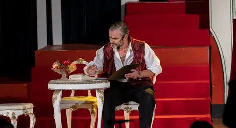 От каторжник до директор на затвор - Стоян Стоянджов празнува 40 години и близо 400 роли на оперната сцена