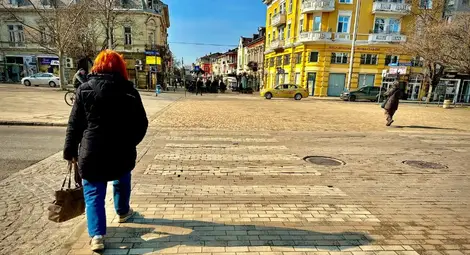 Изпълнителят на повдигнатото кръстовище при Халите ще го ремонтира за своя сметка