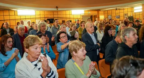 Специалната прожекция на филма в кино "Влайкова"