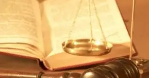 Жертва на катастрофа с разсипано здраве осъди застрахователя на виновния шофьор