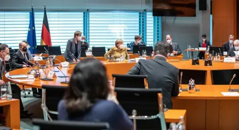 Германия приема противоречив закон за инфекциите Германия приема противоречив закон за инфекциите