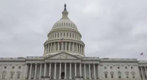 Сенатът гласува 2 трилиона долара за икономиката на САЩ