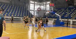 Дузпа: Българският спорт открива нова дисциплина - ударно копаене на дъното