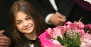 Малката певица Крисия открива фестивала „Светът е за всички“