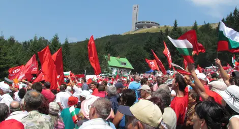 Невиждан наплив от Русе към Бузлуджа заради Миков