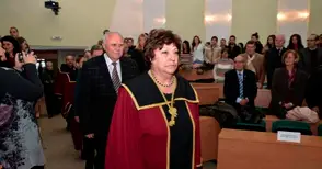 Основатели на обучението по кинезитерапия на юбилей в Русе