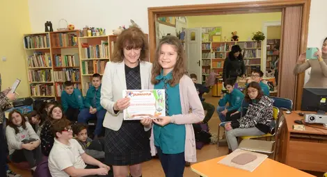 12-годишната Никол Данева стана Най-четящото дете за втори път