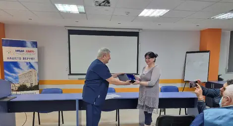 Д-р Илиян Георгиев и д-р Татяна Русева с титлата Лекар на годината на Университетска болница &bdquo;Канев" за 2023 година