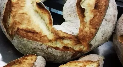 Просто хляб. Просто хляб ли?!