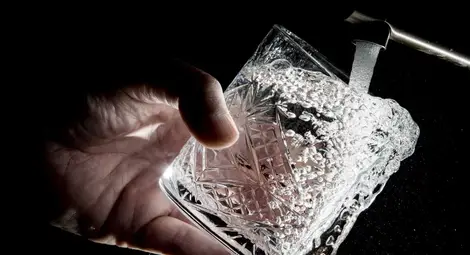 Експерти след новината, че водата вече се търгуна на борсата: Водата ще бъде достъпна предимно за богатите