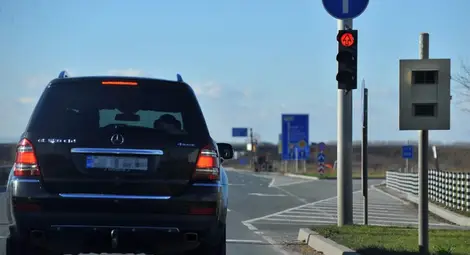 Пътната агенция започна да маха знаците пред камерите